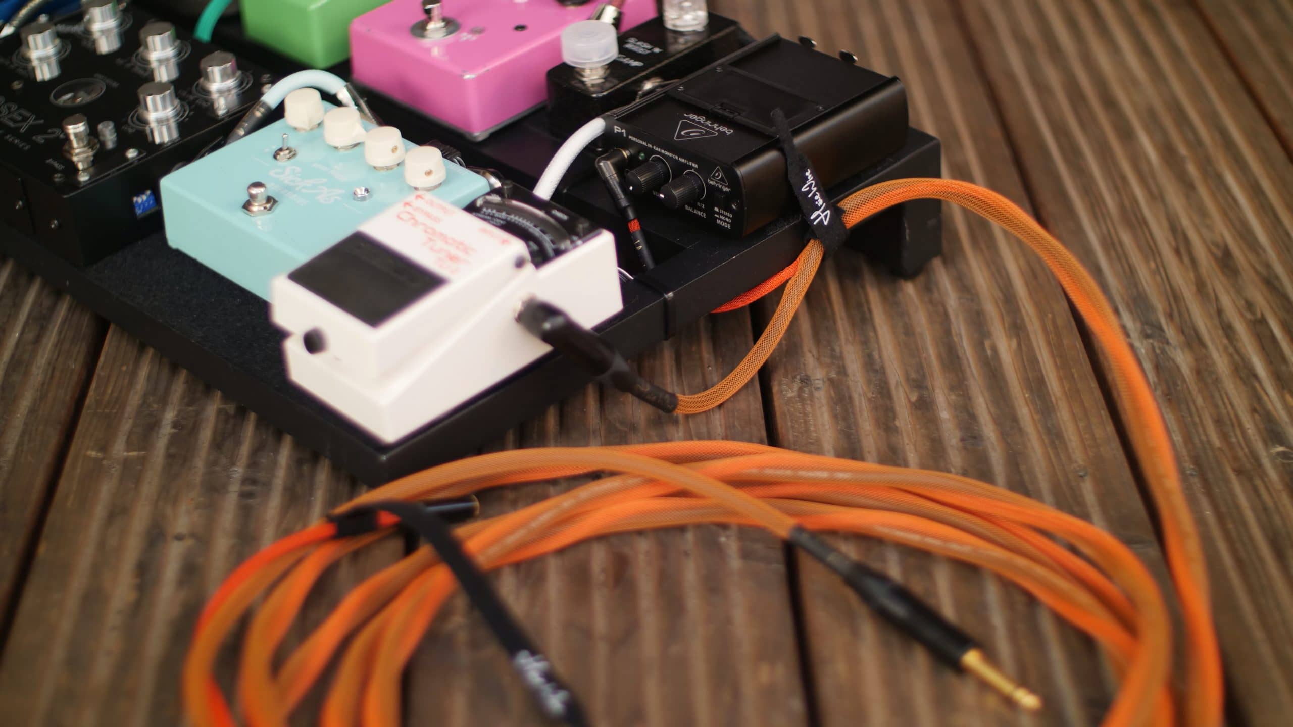 Dual Freaky Cables photo