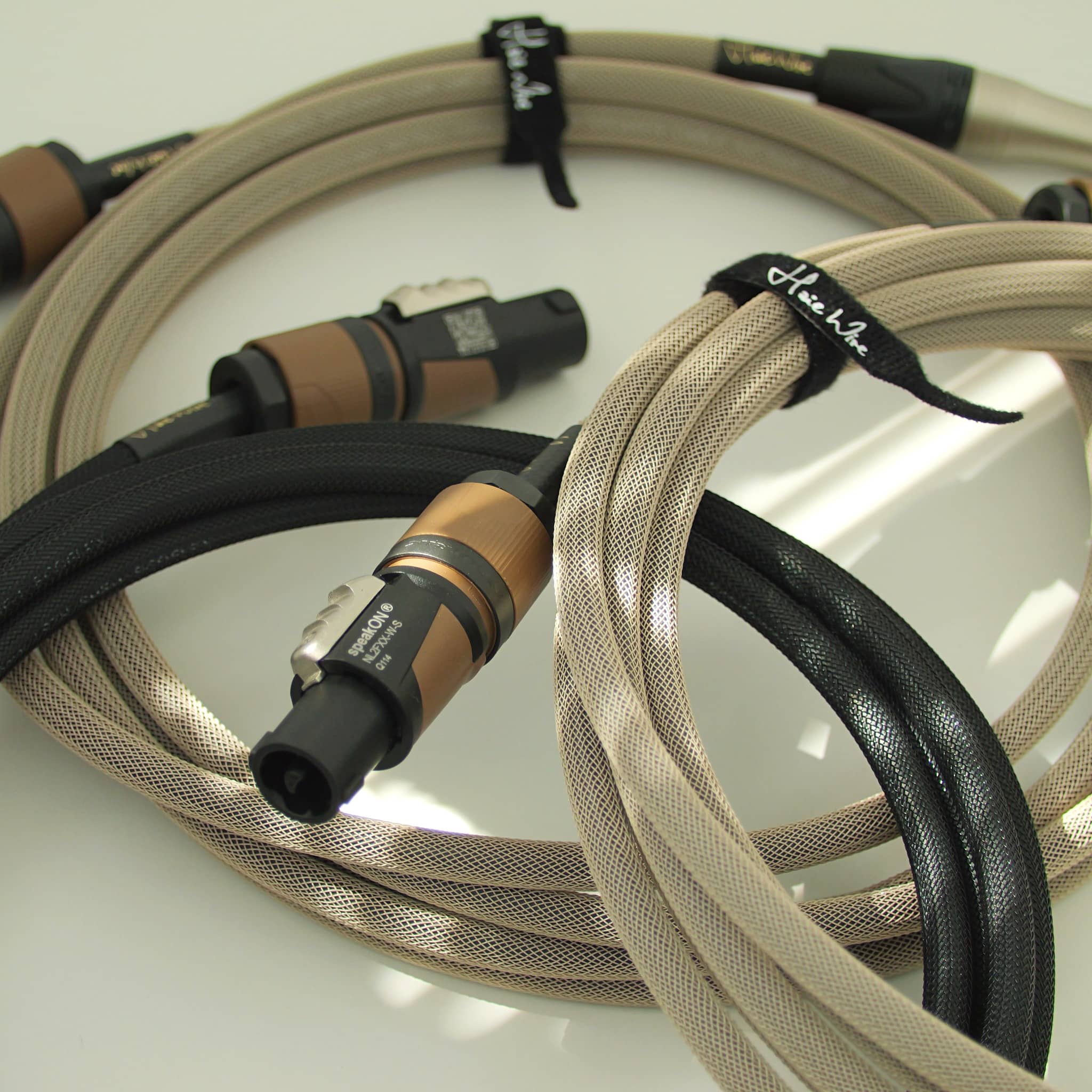 Speaker Cables photo